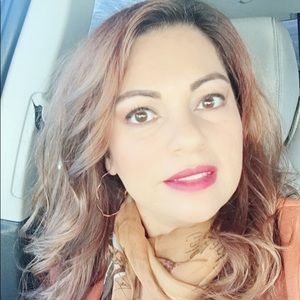 Meet your Posher, Tissbeth